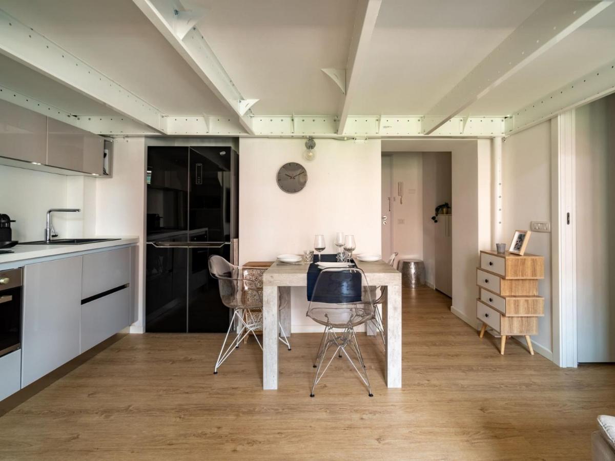 The Best Rent - Lovely Loft With Balcony Near Piazza Vetra Милан Экстерьер фото
